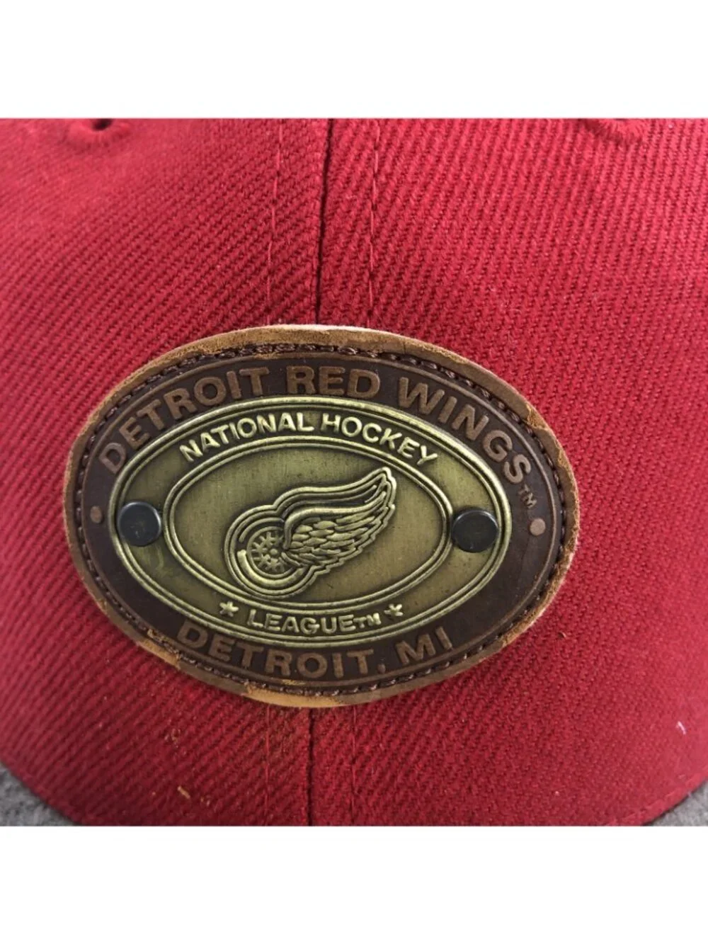 Detroit RedWings Hat RED Strap Back 90s Suede Metal Stud Logo American Needle